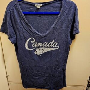 Old Navy Canada T-Shirt